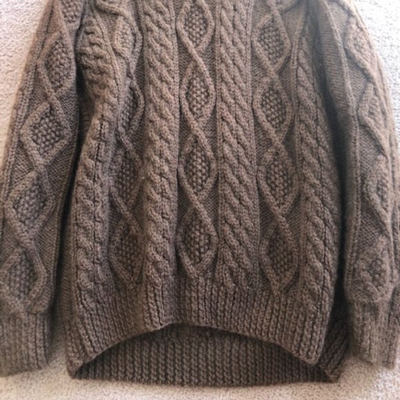 Abraham & Strauss Vintage Virgin Wool Sweater - Picture 2 of 5